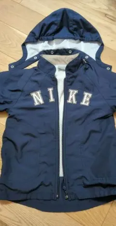 NIKE キッズ アウター 90cm ネイビー　フード取外し可能のサムネイル