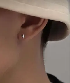 【大人気メンズ】シルバー 星型 スタッドピアス