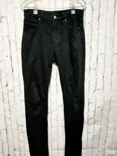 ブラック スキニーデニム ユニクロ