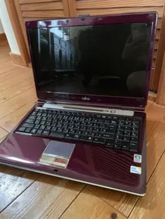 FUJITSU FMV-BIBLO NF/D50 本体のサムネイル
