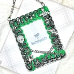 WM7 ホイップデコ 硬質トレカケース 緑 黄緑 シルバー 鎖 骸骨 十字架 銃