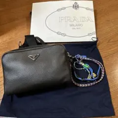 PRADA ブラック レザー ショルダーバッグ
