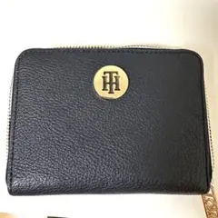 【美品】Tommy Hilfiger 折り財布 ネイビー　レザー コンパクトのサムネイル