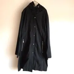 美品　EVEX by KRIZIA 黒　マウンテンパーカー