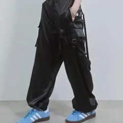 ☆訳あり☆HARE サテンダブルポケットカーゴパンツ ブラック - メルカリ