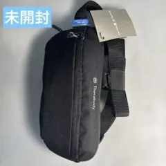 UNITED ビジネスクラス　アメニティTherabody トラベルポーチ 黒