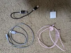 Lightningケーブル3本とApple純正のUSB充電器セット