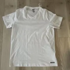 未使用新品　DIESEL VネックTシャツ ホワイト Mサイズ
