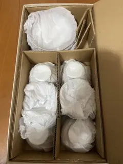 殻にひび割れのある卵 3個セット、軽い割れの2個が写真程確認取れない