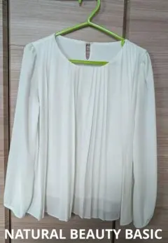 NATURALBEAUTYBASIC　白　シフォン　プリーツ　ブラウス　長袖