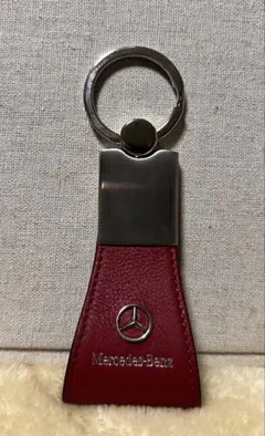 メルセデスベンツ 赤 レザー キーホルダー
