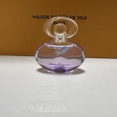 サルヴァトーレフェラガモ　インカントシャイン　5ml