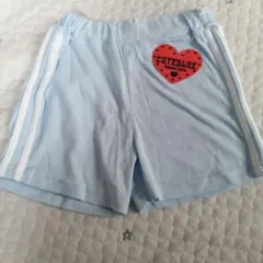 新品タグ付き　ハーフパンツ 130　ラインパンツ　水色