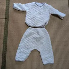 ホワイト キルティング ベビーパジャマ