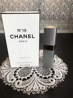 CHANEL N°19 パルファム 7.5ml
