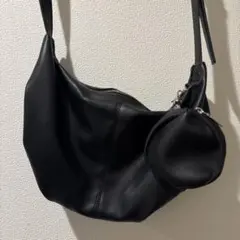 て*マ様 SHEINブラック ショルダーバッグ 小型ポーチ付き