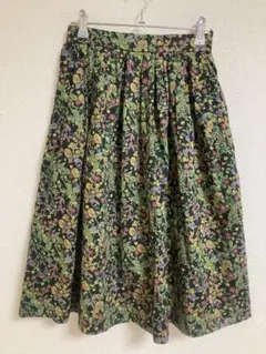 【Te chichi】花柄 リバティ フレアスカート 膝下丈　美品のサムネイル
