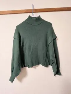 アーバンリサーチ　グリーン タートルネック クロップドニット