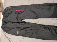 に*★様 umbro ブラック ピステパンツ Lサイズ　ジャージ