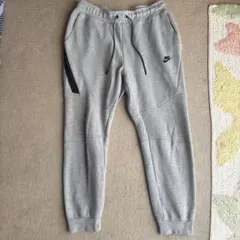 ナイキ　ジョガーパンツ　NIKE Lサイズ グレー　テックフリース