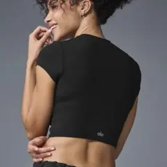 2026年最新】ALO Yoga Tシャツ・カットソーの人気アイテム - メルカリ