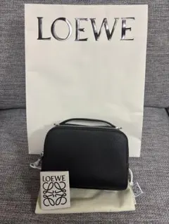 【新品】ロエベ カメラバッグ ショルダーバッグ LOEWEのサムネイル