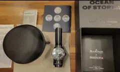 Blancpain x Swatch Ocean of Stormsのサムネイル