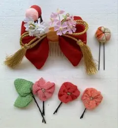 七五三　赤いリボンと花飾りの髪飾りセット
