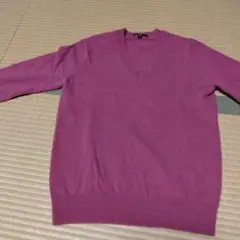 UNIQLO ピンク Vネックセーター Mサイズカシミア100%
