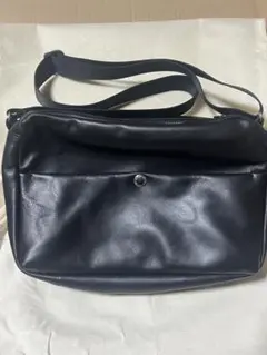 Item thumbnail for item 0974ac2d-e8fb-4e88-9928-c97615d22b4a