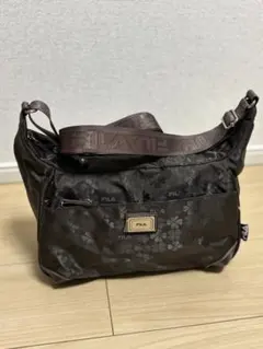 最終値下げ【新品未使用】FILA ダークブラウン 花柄 ショルダーバッグ