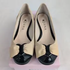 DIANA パンプス