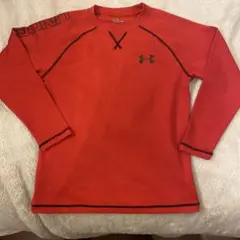 アンダーアーマー　長袖　YMD 140 赤