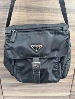 PRADA ナイロン ショルダーバッグ ブラックのサムネイル