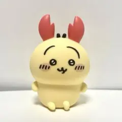 ちいかわ　ソフビフィギュア3 カニ　うさぎ　カプセルトイ　マスコットフィギュア