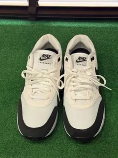 NIKE AIR MAX ホワイト/ブラック スニーカー