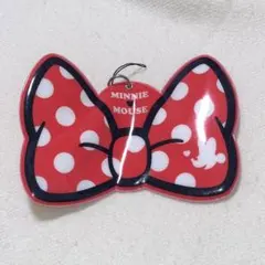 ミニーマウス 赤い水玉リボン　ドット柄　カードケース　キーホルダー　スクバ