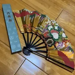 Item thumbnail for item 11407936-c616-4f8d-b25a-5cdf159da6e8