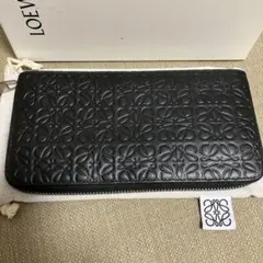 LOEWE アナグラム ラウンドファスナー 長財布超美品のサムネイル