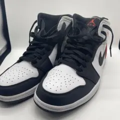 NIKE AIR JORDAN 1 MID