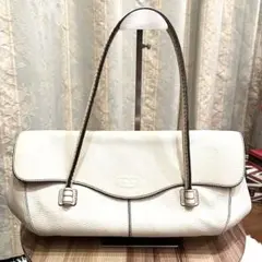 Item thumbnail for item d3d007b2-9a2e-4064-b1d0-8ce0280de48d