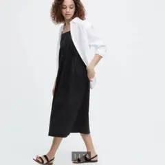 キャミワンピース 黒 ユニクロ