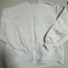 ホワイト クルーネック トレーナー GU