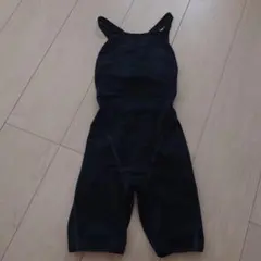 mizuno 黒 競泳水着 　120