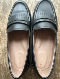 COLE HAAN ブラックローファー フリンジ付き