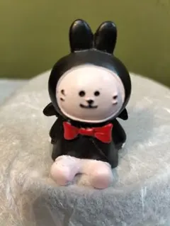 ハロウィンモチーフ黒うさぎ フィギュア ミニチュア