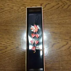 ストラップハンドメイド和柄赤色花新品未使用