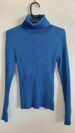 グレイル　タートルネック　ニット