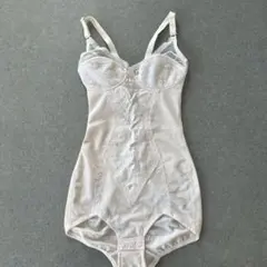 【未使用】ダイアナ 補正下着 ボディスーツ C75M 水色 ボディメイク 水色 2025年最新】DIANA ボディスーツ(補正下着)の人気アイテム