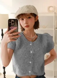 パールボタンショート丈ニットカーディガン　半袖ニット　秋服